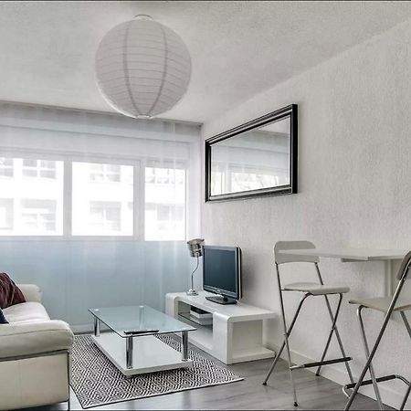 Appartements du Léman - Proches Genève - Parkings privés gratuits Annemasse Esterno foto