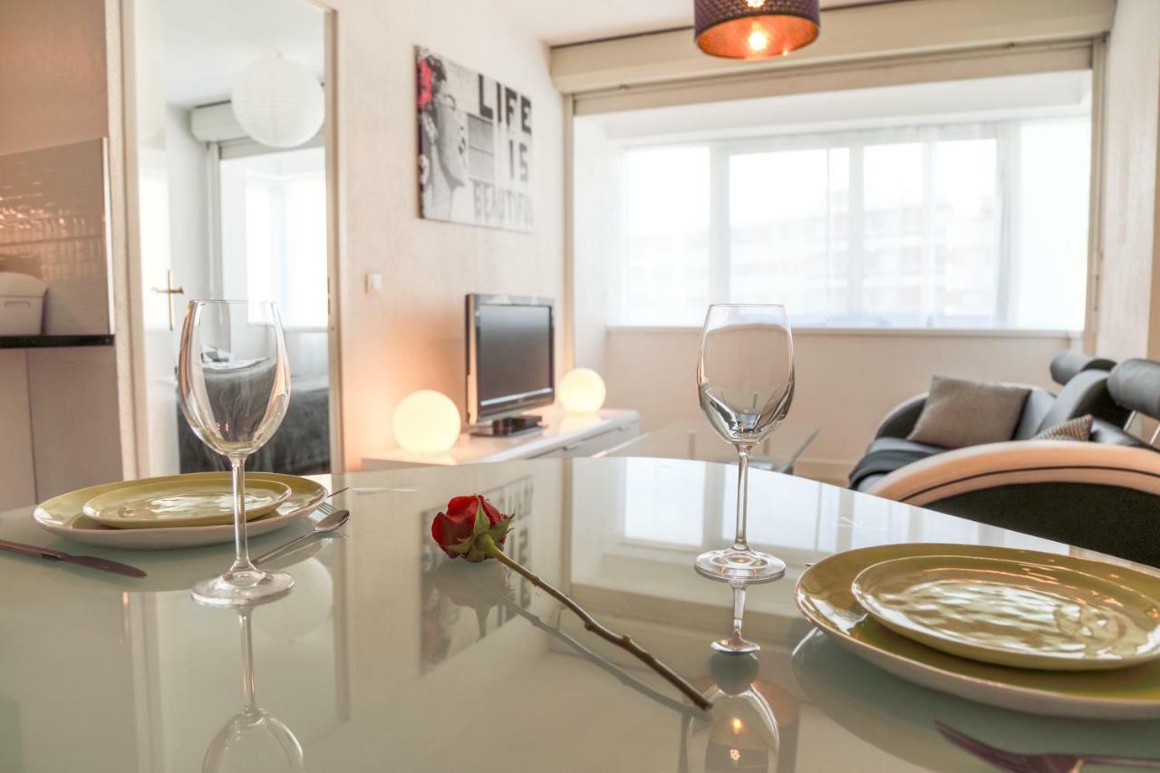 Appartements du Léman - Proches Genève - Parkings privés gratuits Annemasse Esterno foto